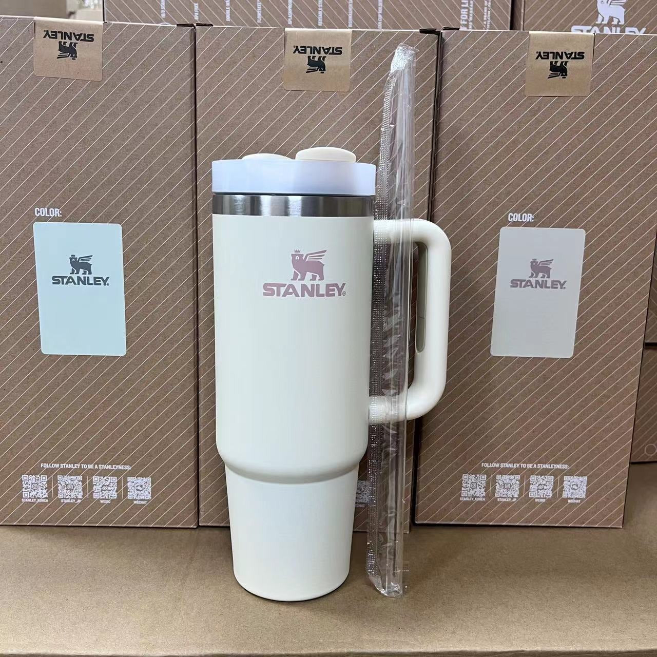 Stanley Tumbler with Handle Straw Lid Stainless Steel 30oz  Vacuum Insulated Car Mug Double Wall Thermal Iced Travel Cup